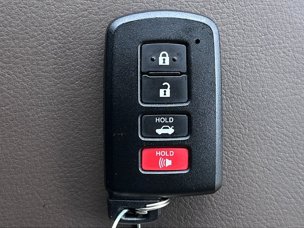 2018 Toyota Avalon Hybrid Limited