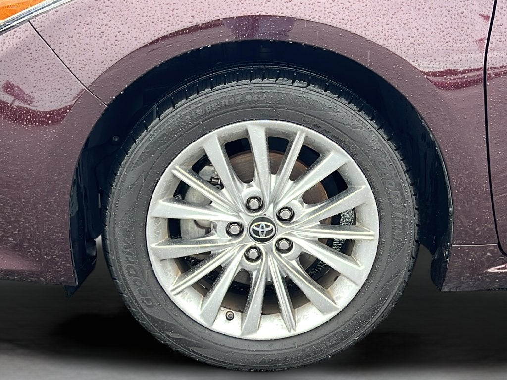 2018 Toyota Avalon Hybrid Limited