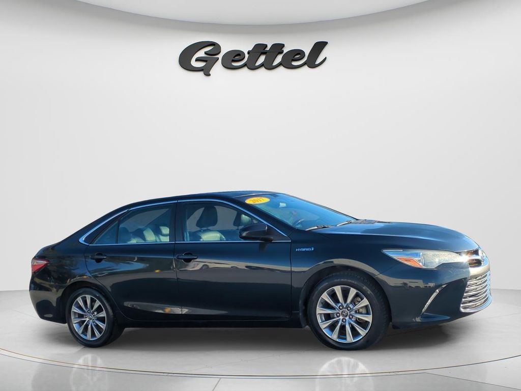 2017 Toyota CAMRY HYBRID XLE