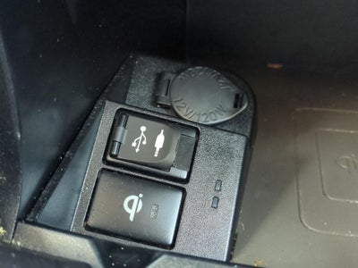 2017 Toyota CAMRY HYBRID XLE