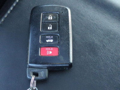 2017 Toyota CAMRY HYBRID XLE