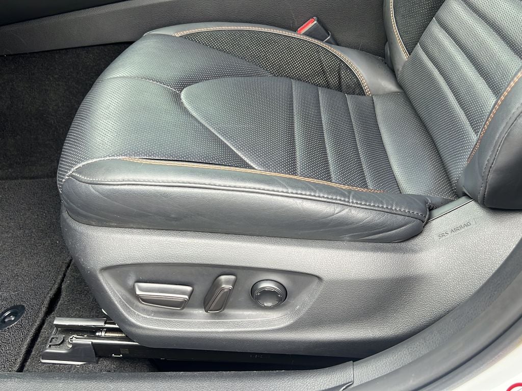 2019 Toyota Avalon Touring
