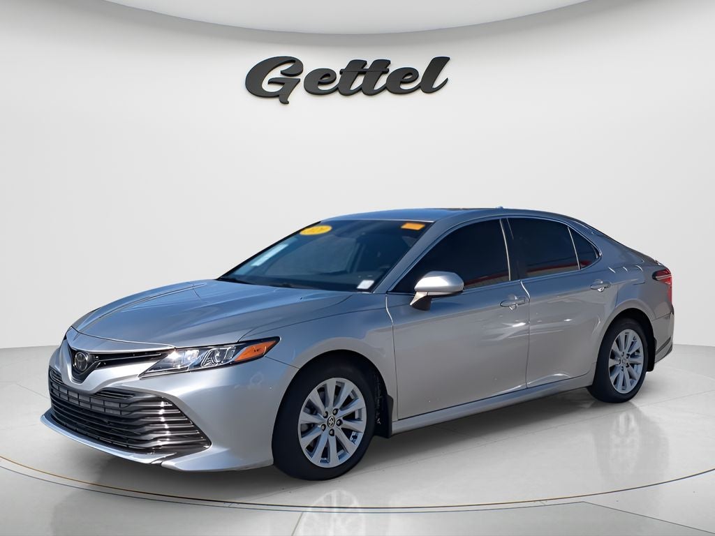 2020 Toyota CAMRY LE