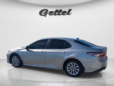 2020 Toyota CAMRY LE