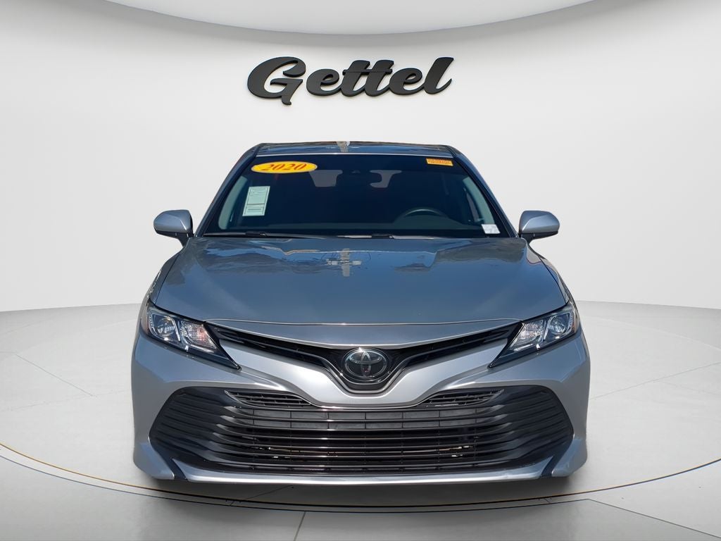 2020 Toyota CAMRY LE