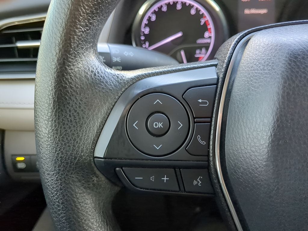 2020 Toyota CAMRY LE