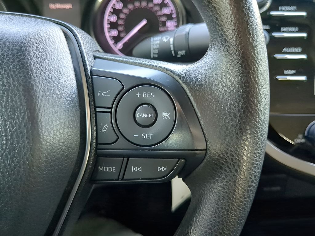 2020 Toyota CAMRY LE