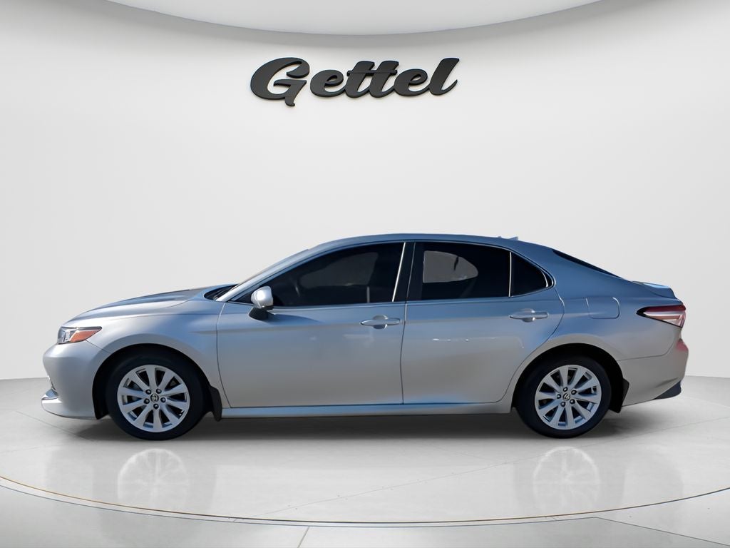 2020 Toyota CAMRY LE