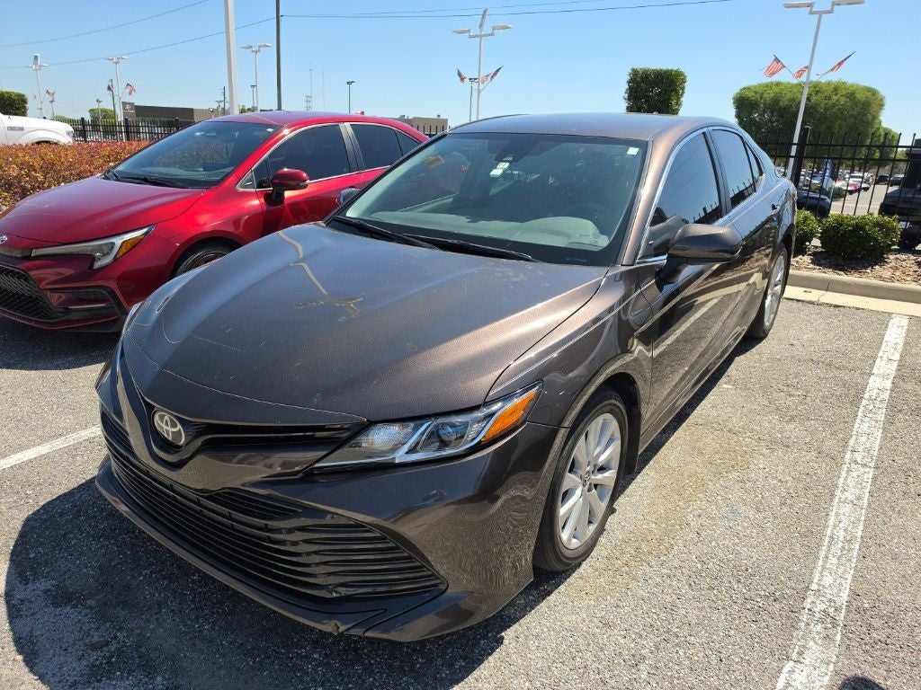 2020 Toyota CAMRY LE