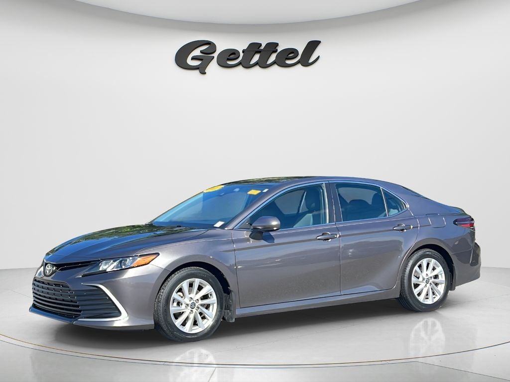 2022 Toyota Camry LE