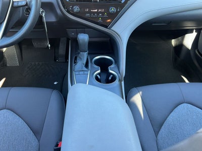 2022 Toyota Camry LE