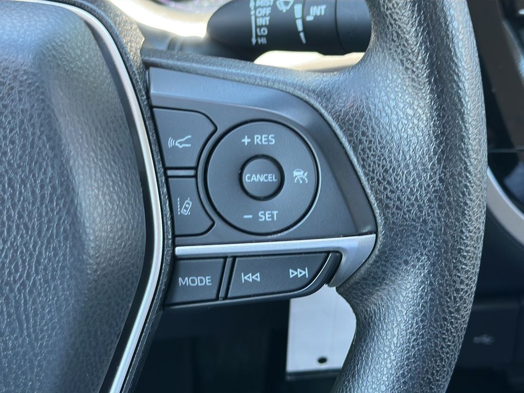 2023 Toyota CAMRY LE