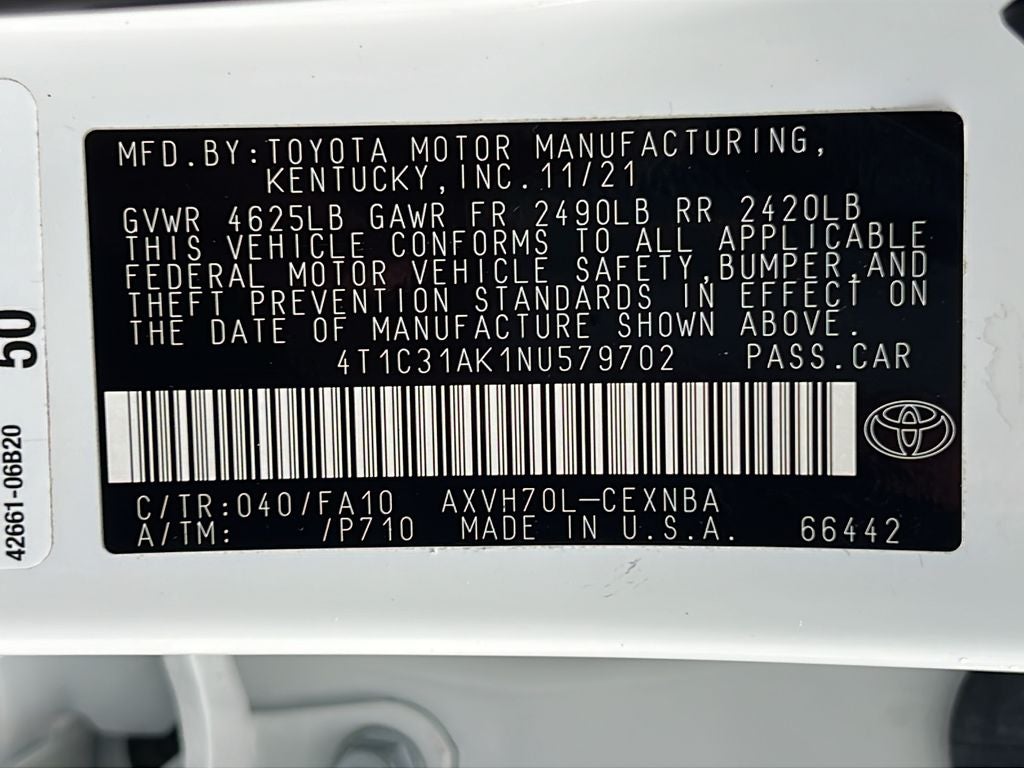 2022 Toyota Camry Hybrid LE