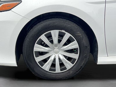 2022 Toyota Camry Hybrid LE