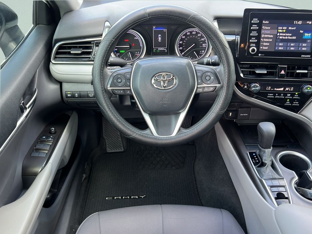 2022 Toyota Camry Hybrid LE