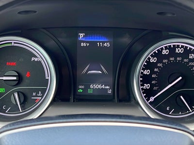 2022 Toyota Camry Hybrid LE