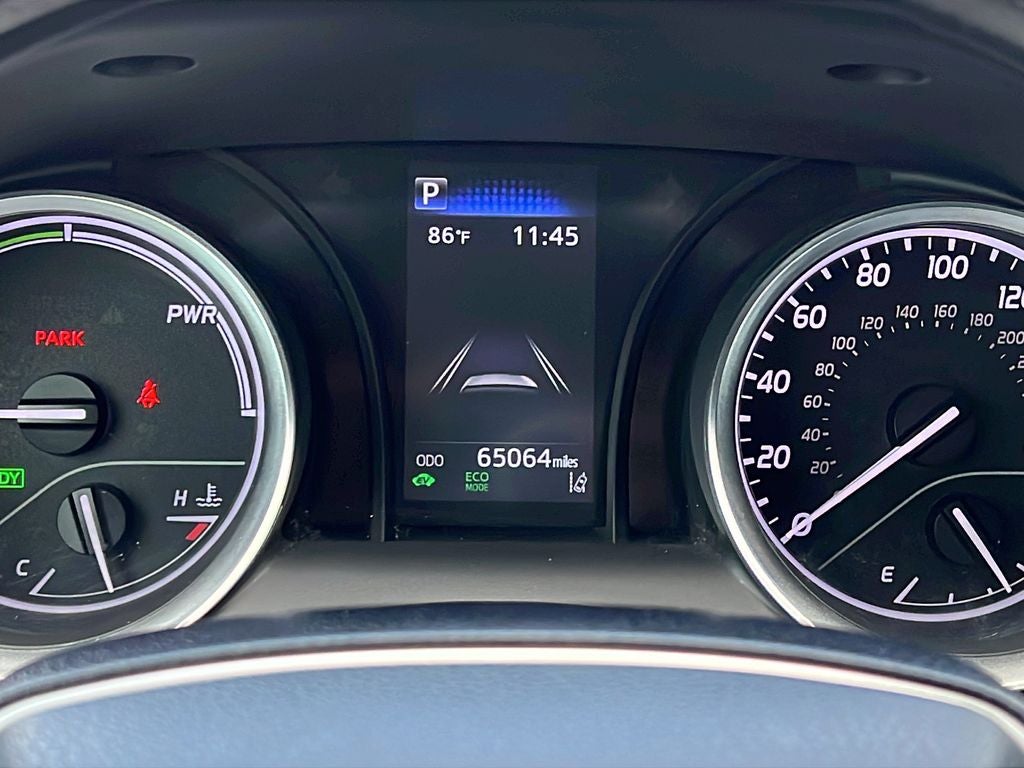 2022 Toyota Camry Hybrid LE