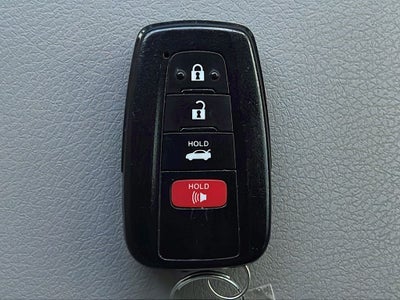 2022 Toyota Camry Hybrid LE