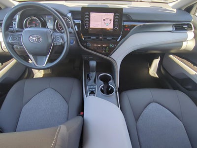 2022 Toyota CAMRY LE