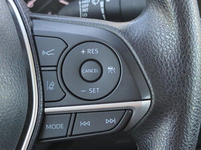 2022 Toyota CAMRY LE