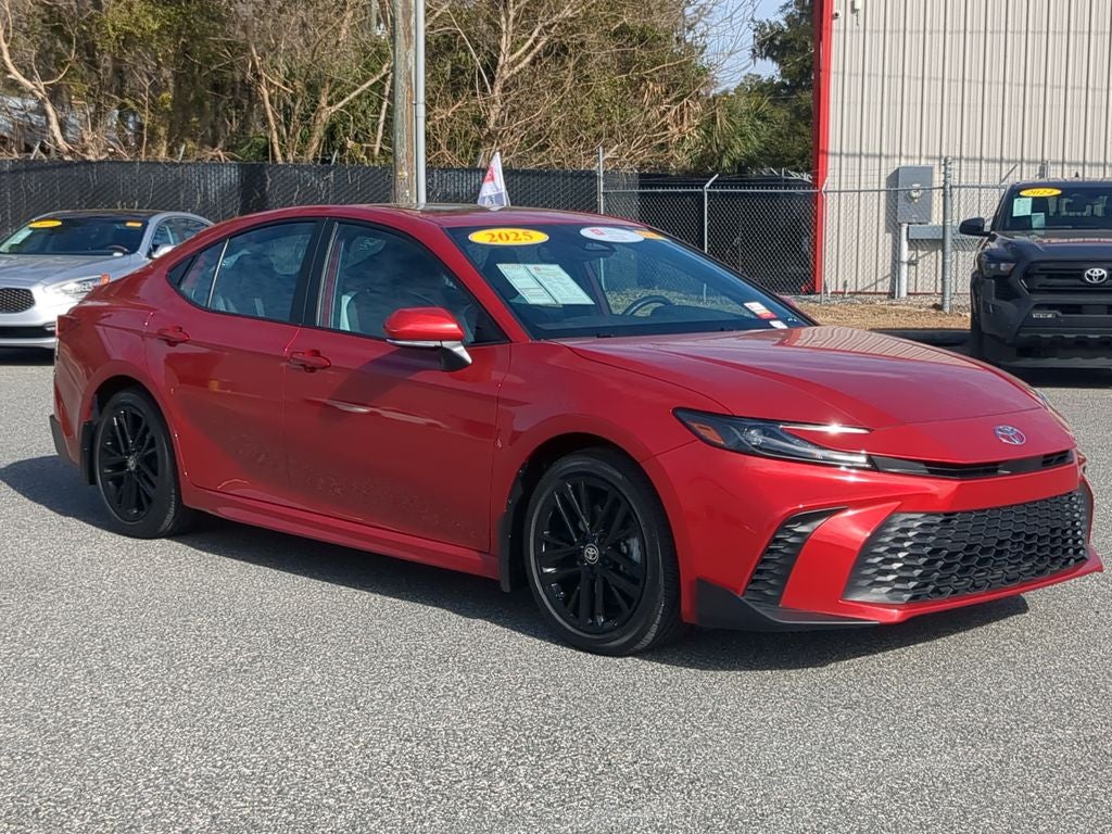 2025 Toyota CAMRY LE