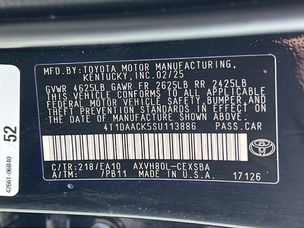 2025 Toyota Camry SE