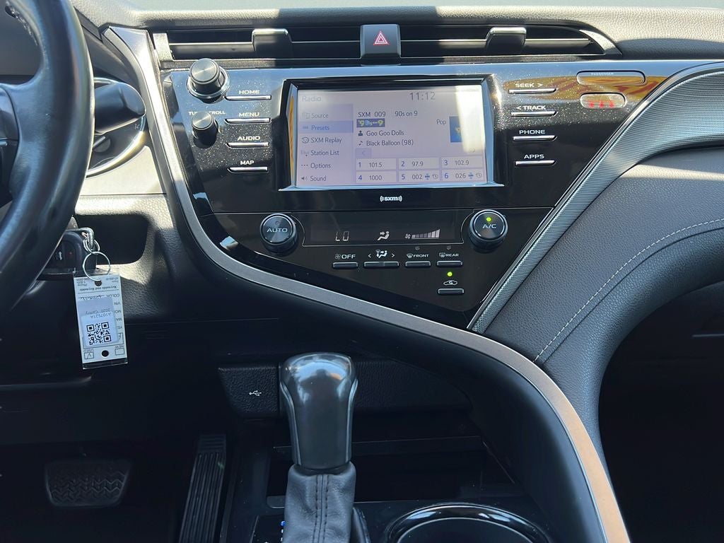2020 Toyota CAMRY SE