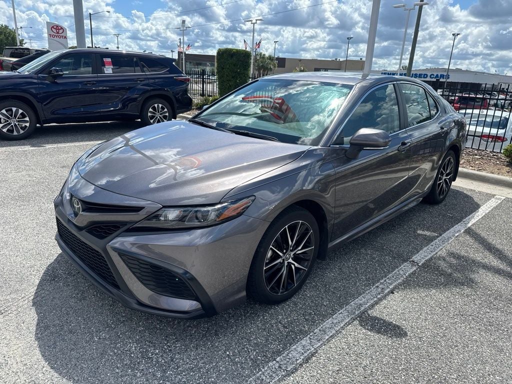 2024 Toyota Camry SE