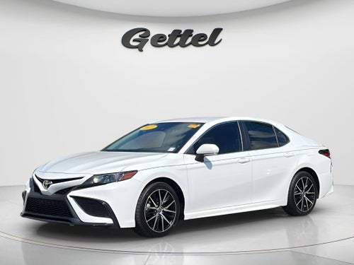 2022 Toyota CAMRY SE
