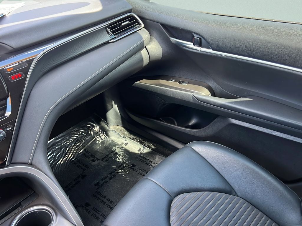 2022 Toyota CAMRY SE