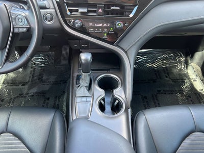 2022 Toyota CAMRY SE