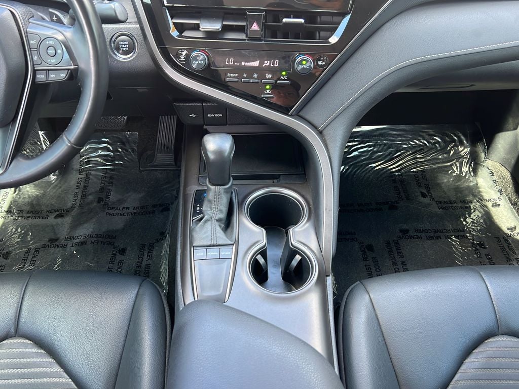 2022 Toyota CAMRY SE