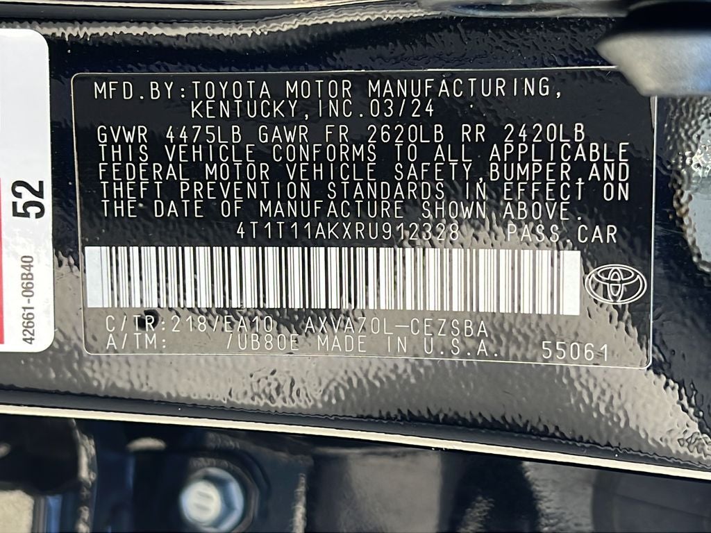 2024 Toyota Camry SE