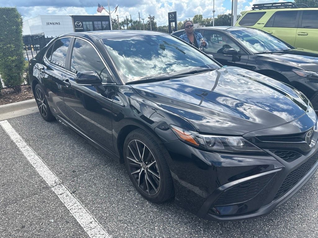 2024 Toyota Camry SE