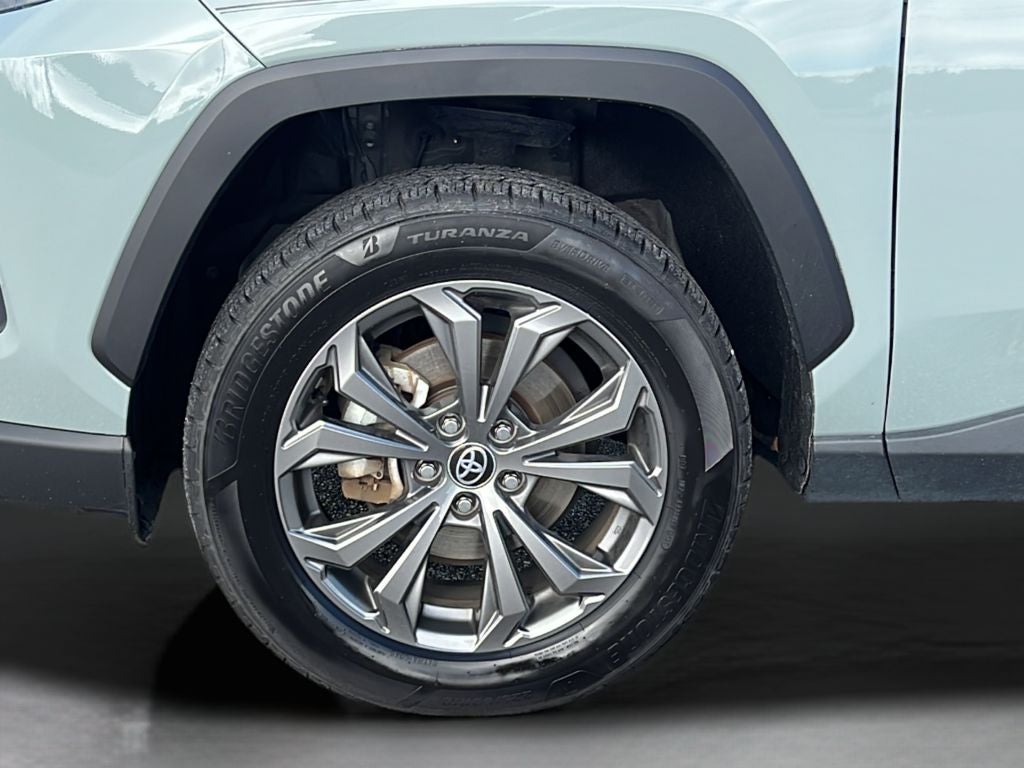2022 Toyota RAV4 Hybrid XLE Premium