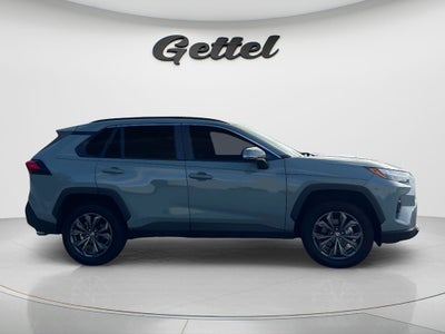 2022 Toyota RAV4 Hybrid XLE Premium