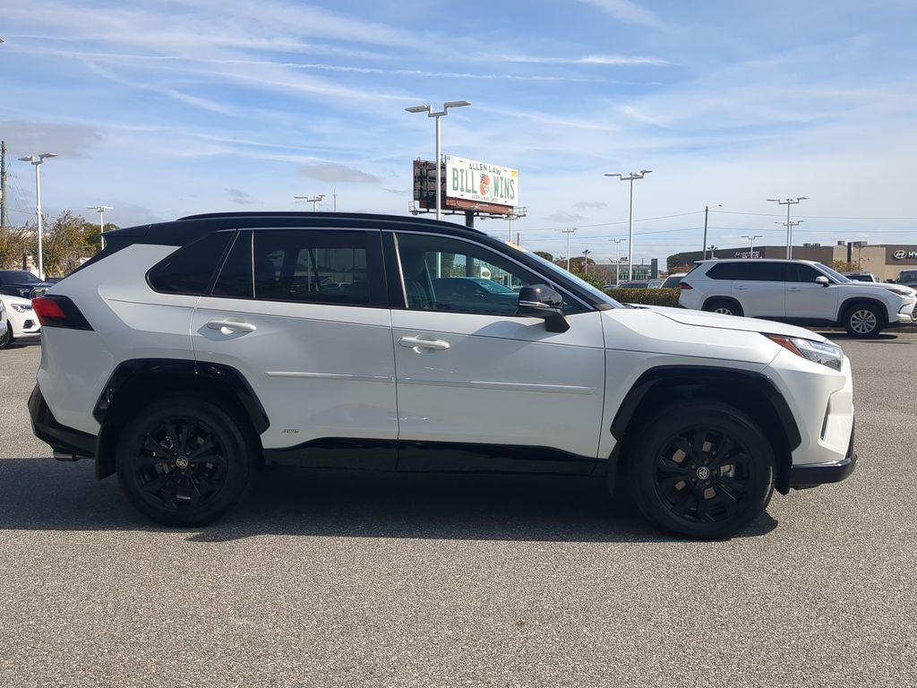 2025 Toyota RAV4 HYBRID XSE