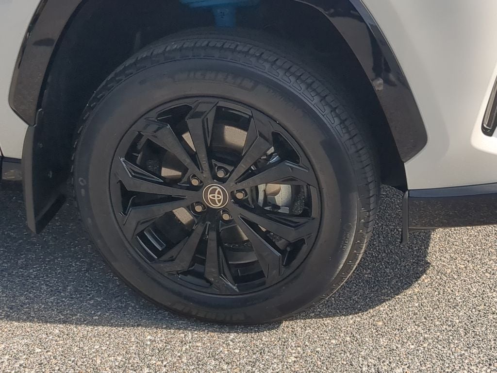 2025 Toyota RAV4 HYBRID XSE