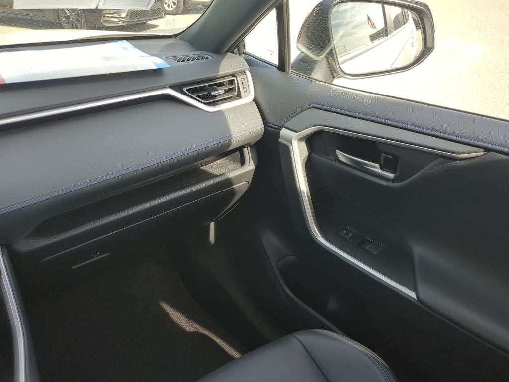 2025 Toyota RAV4 HYBRID XSE