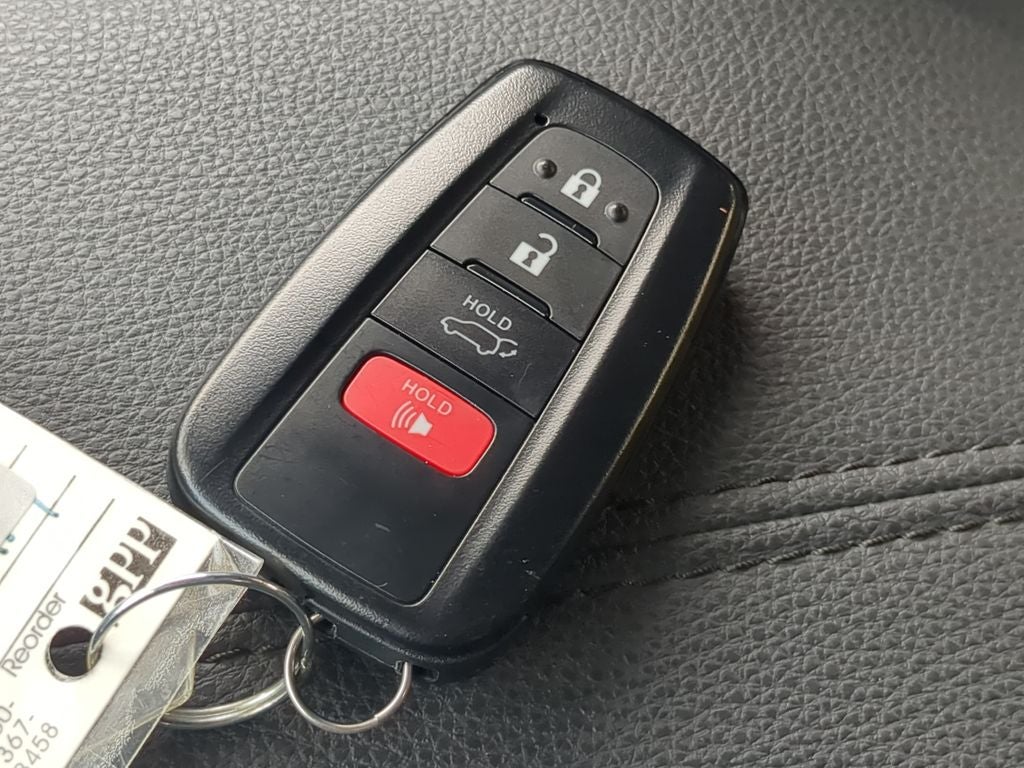 2025 Toyota RAV4 HYBRID XSE