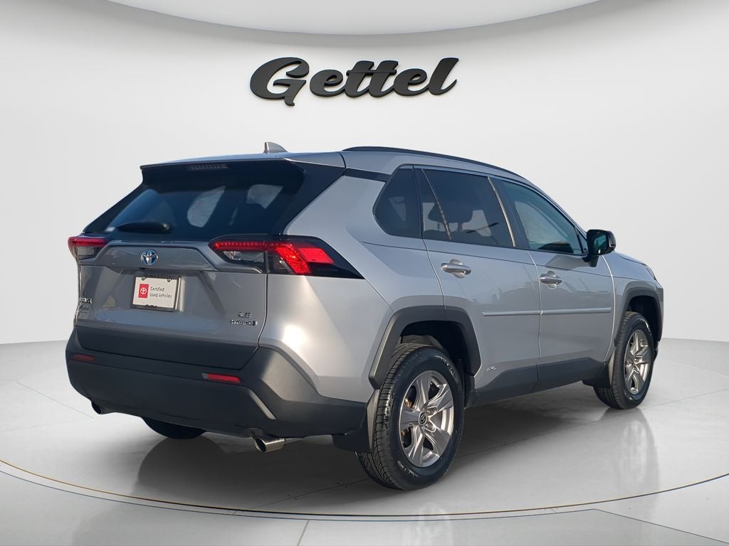 2024 Toyota RAV4 HYBRID LE