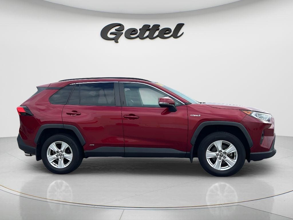 2021 Toyota RAV4 Hybrid XLE