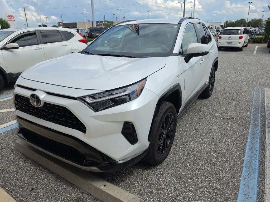 2025 Toyota RAV4 Hybrid SE