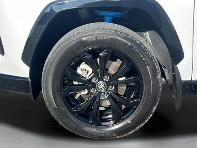 2023 Toyota RAV4 Hybrid SE