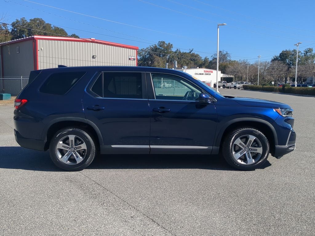 2023 Honda Pilot EX-L 8 Passenger