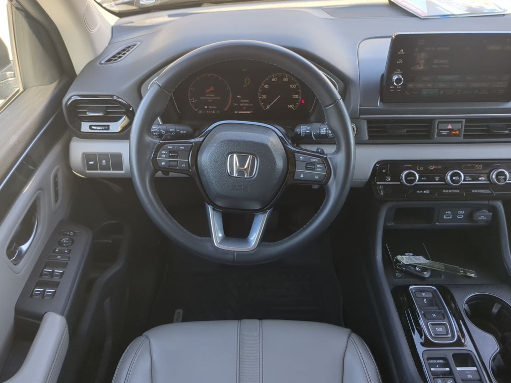 2023 Honda Pilot EX-L 8 Passenger