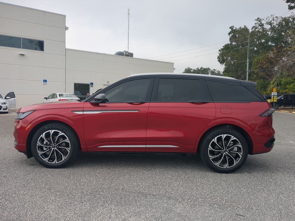 2024 Lincoln Nautilus Reserve