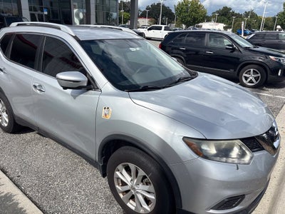 2016 Nissan Rogue SV