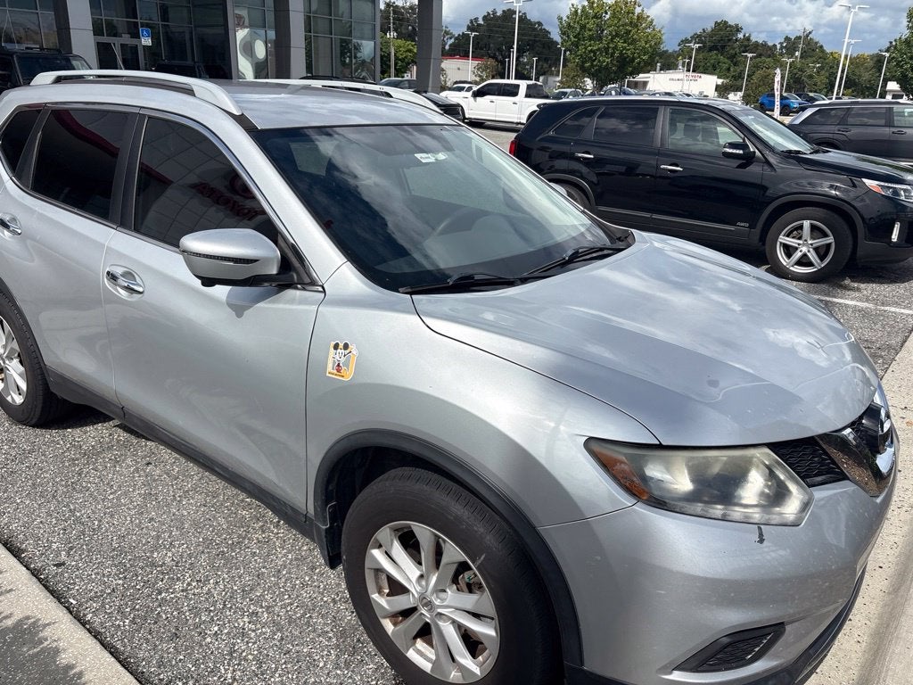 2016 Nissan Rogue SV