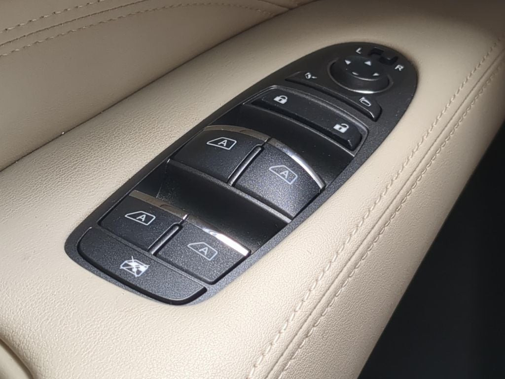 2020 INFINITI QX60 LUXE